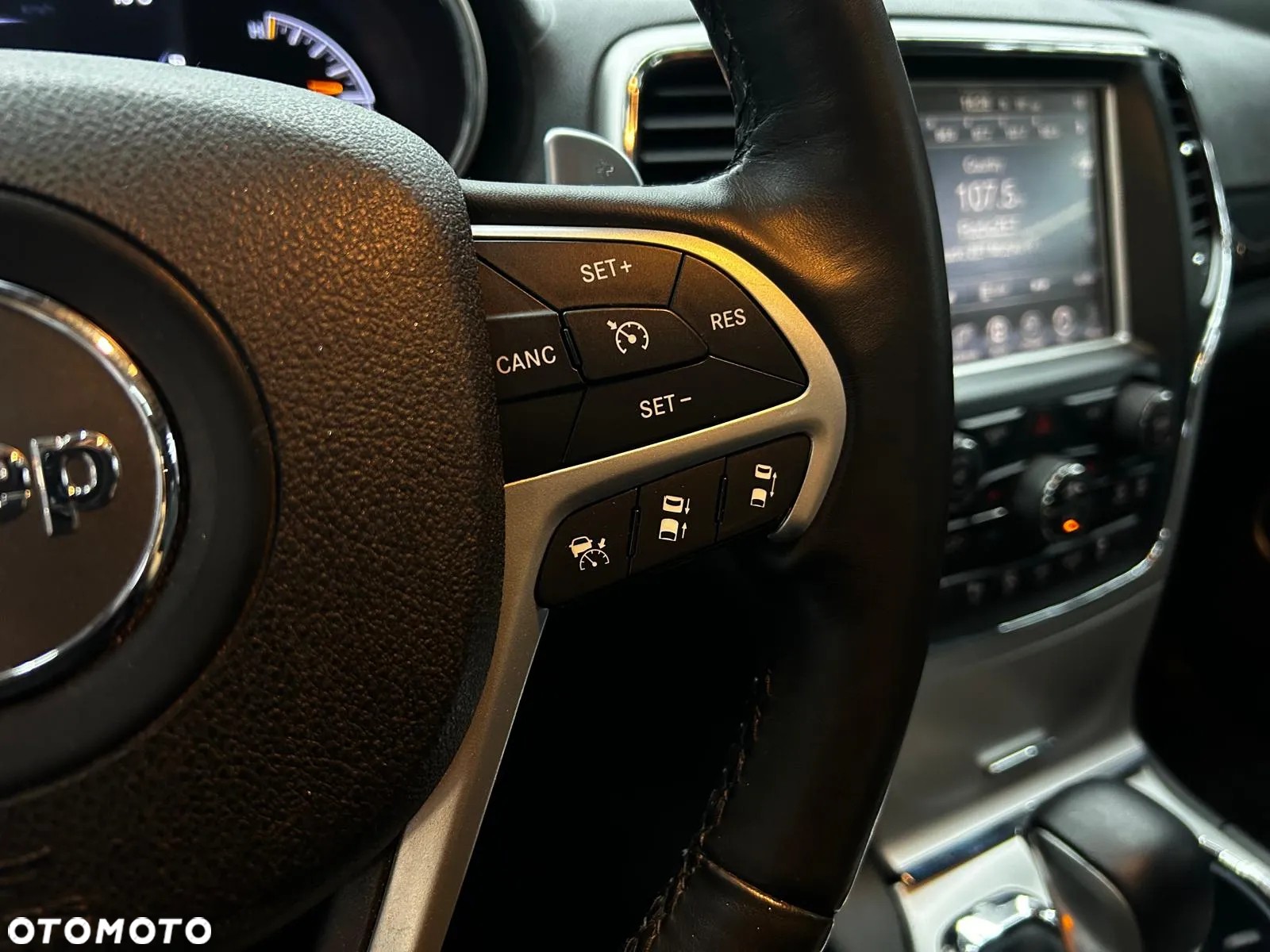 Jeep Grand Cherokee 3.6 V6 Overland Summit - 19