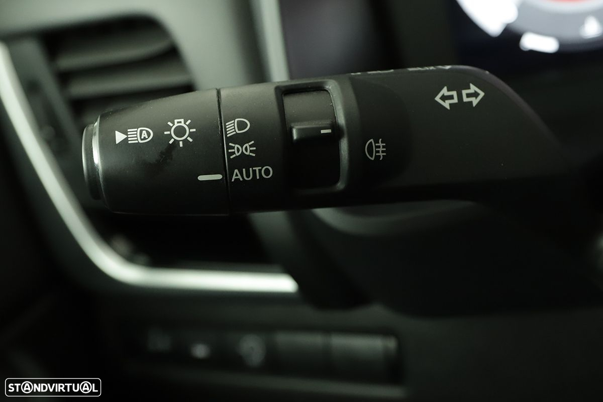 Nissan Qashqai 1.3 DIG-T N-Connecta LED - 17