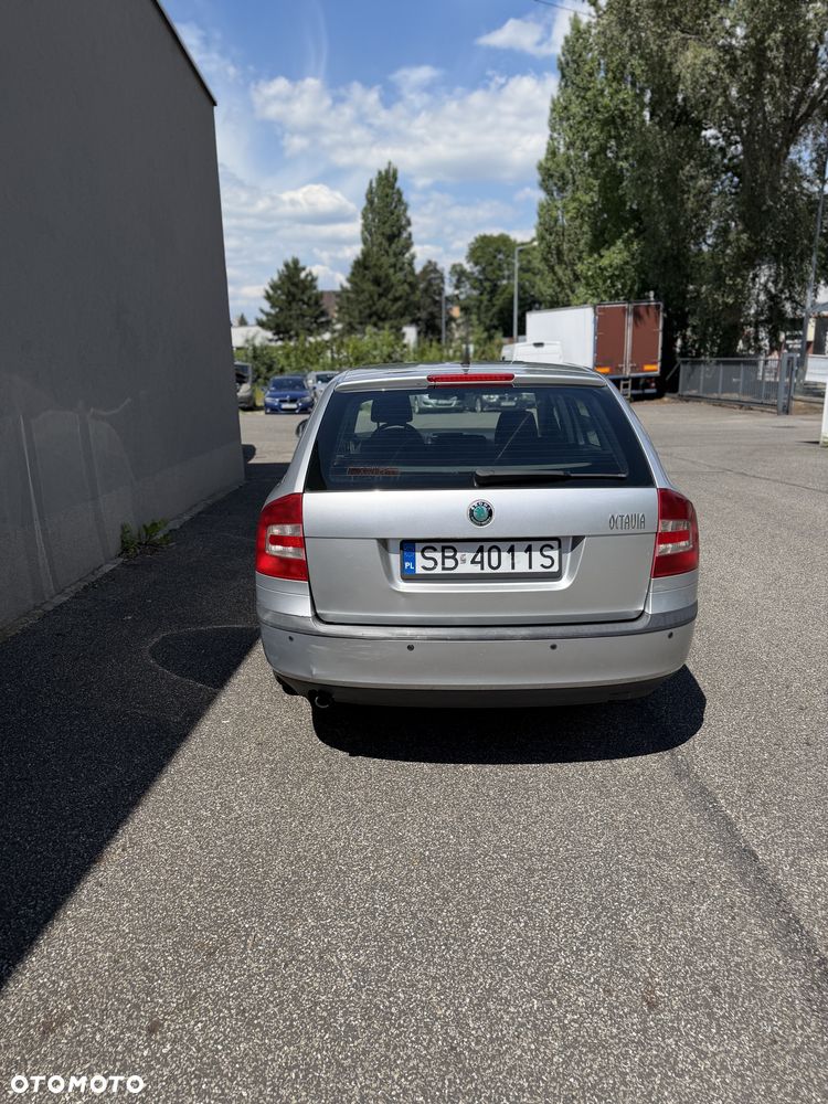 Skoda Octavia 1.6 Tour Classic - 4