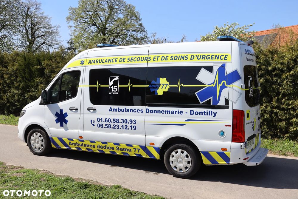 Mercedes-Benz Sprinter 319 - 14