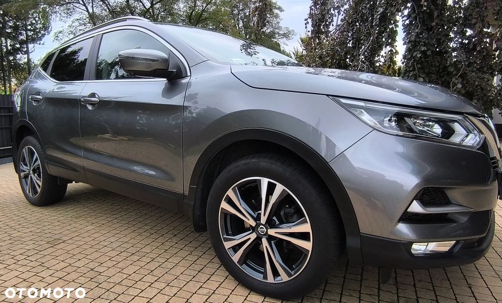Nissan Qashqai 1.3 DIG-T N-Connecta DCT - 8