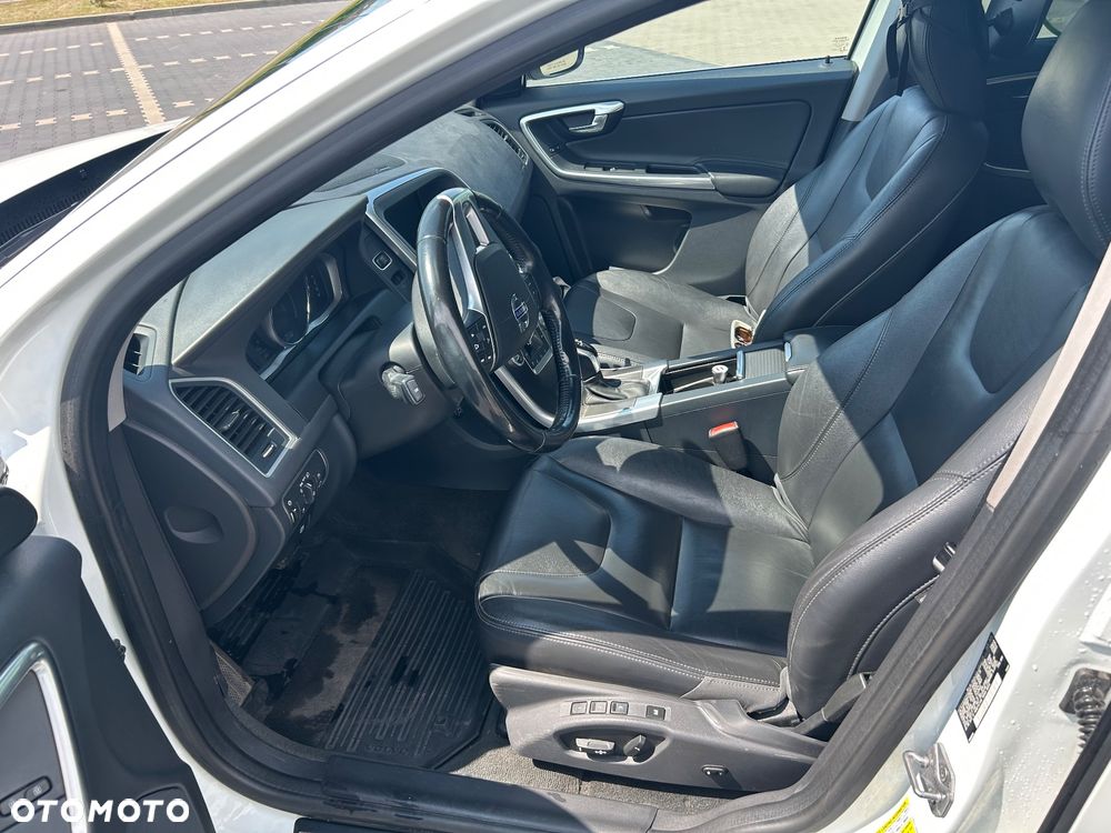 Volvo XC 60 T5 Drive-E Summum - 5