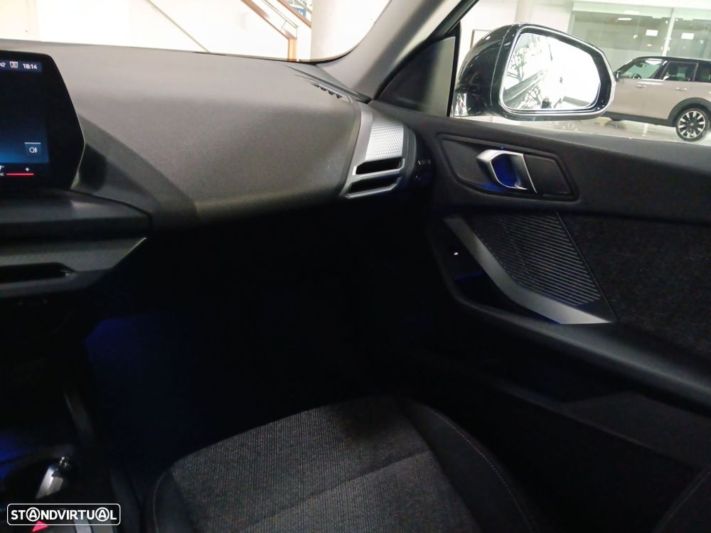 BMW 216 Gran Coupé - 22