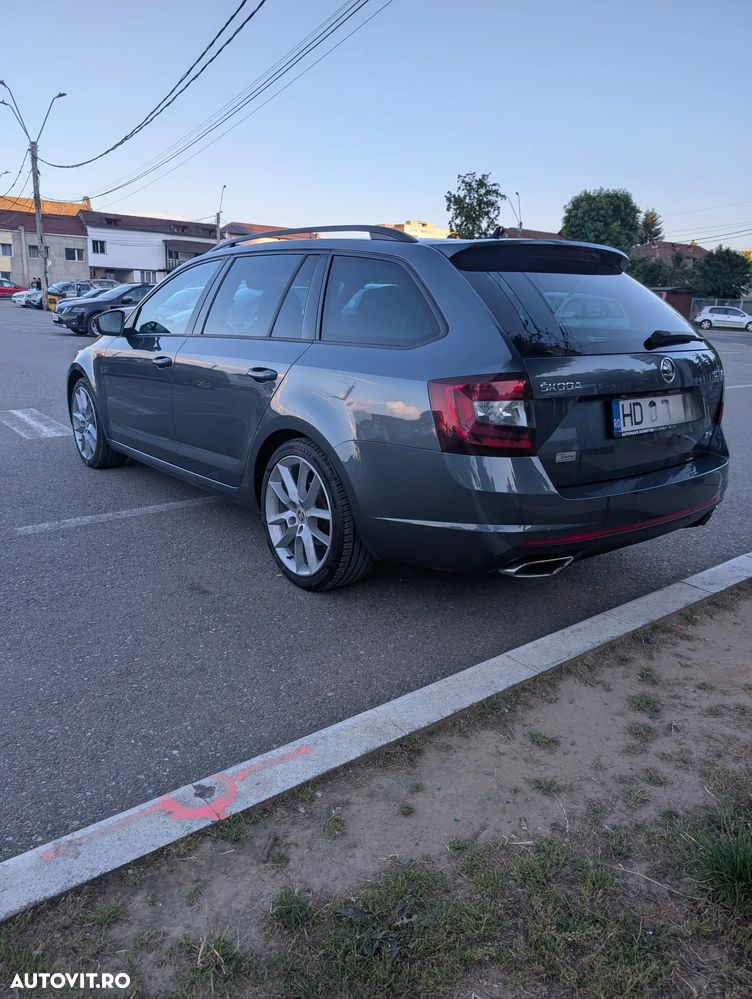 Skoda Octavia 2.0 TDI RS - 7