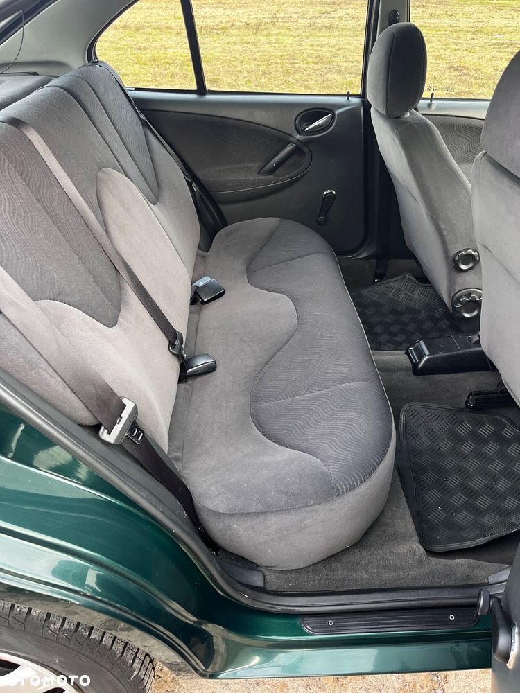 Rover 25 1.4 Basic - 11