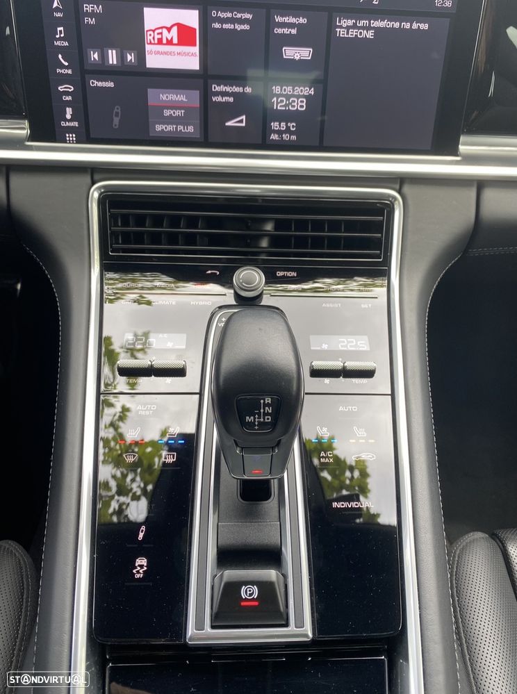 Porsche Panamera - 8