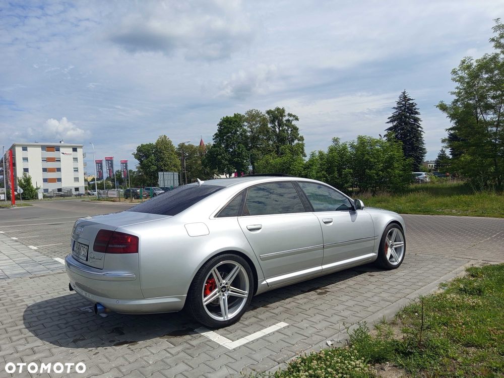 Audi A8 - 2