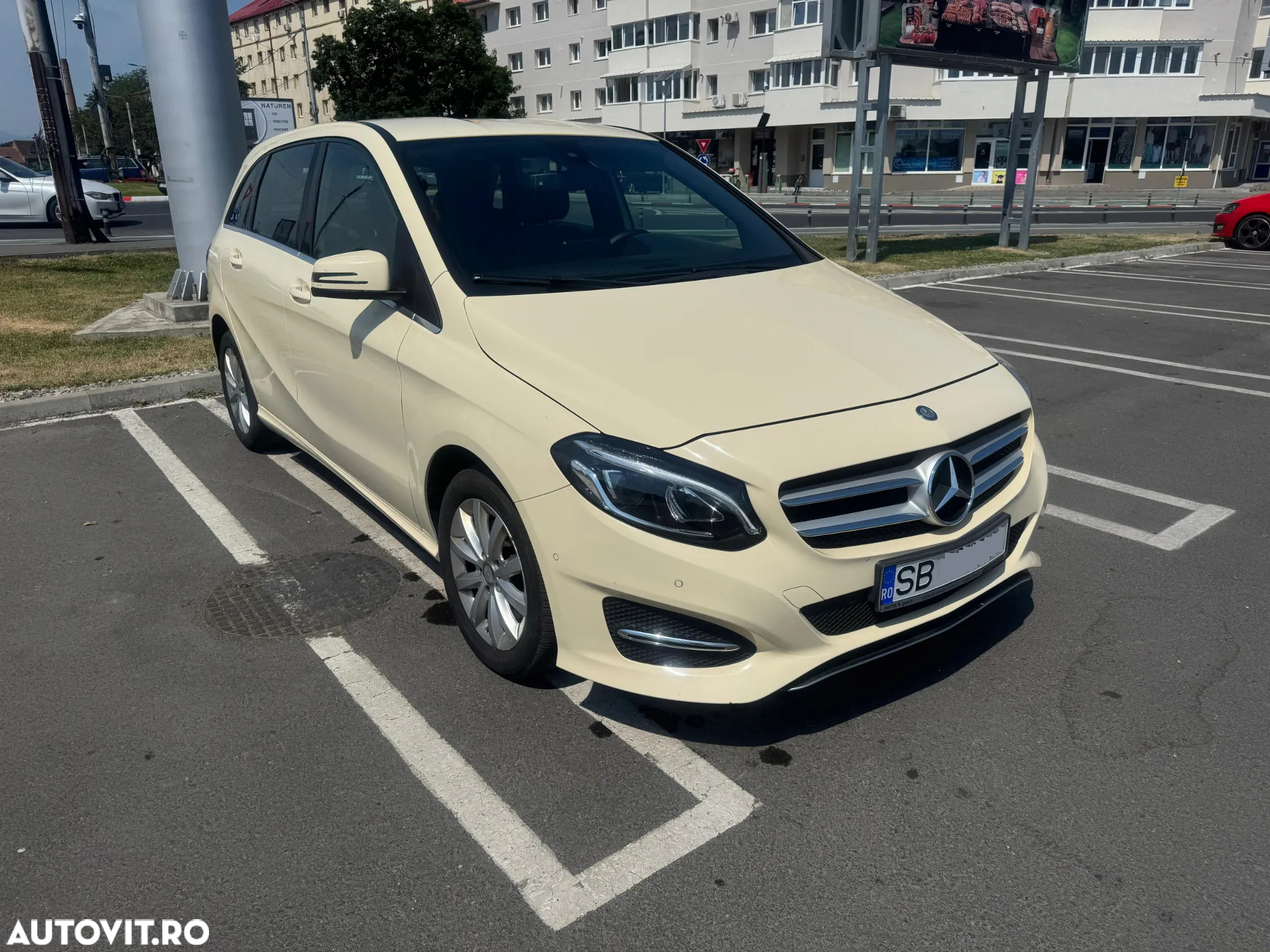 Mercedes-Benz B 180 (CDI) d 7G-DCT - 2