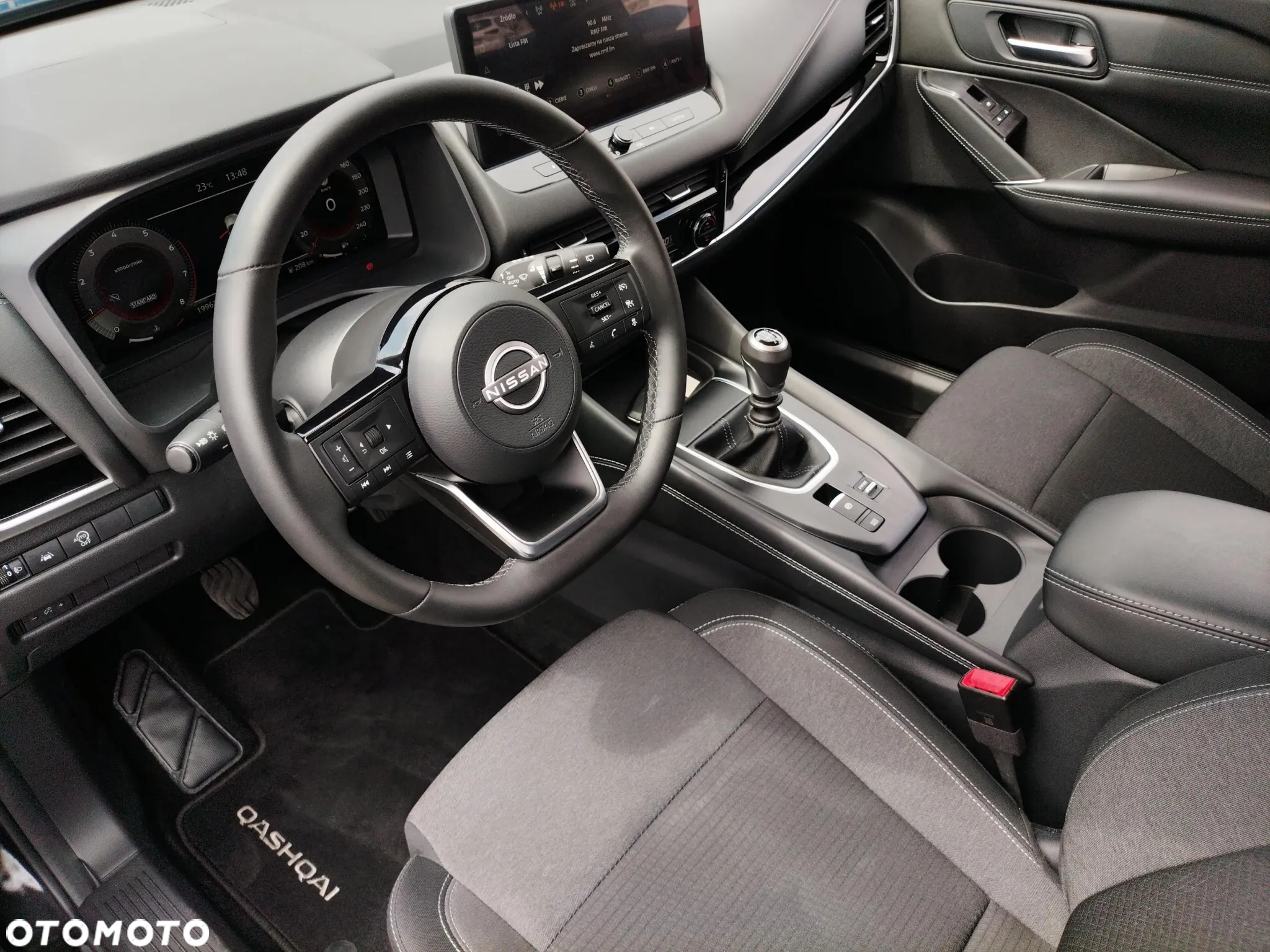 Nissan Qashqai 1.3 DIG-T mHEV N-Connecta - 11