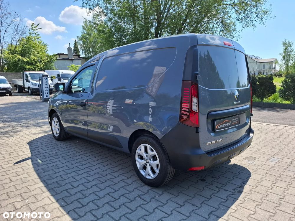 Renault Express - 22