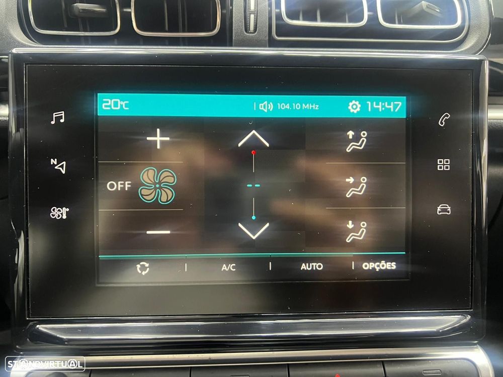 Citroën C3 1.2 PureTech Shine - 29