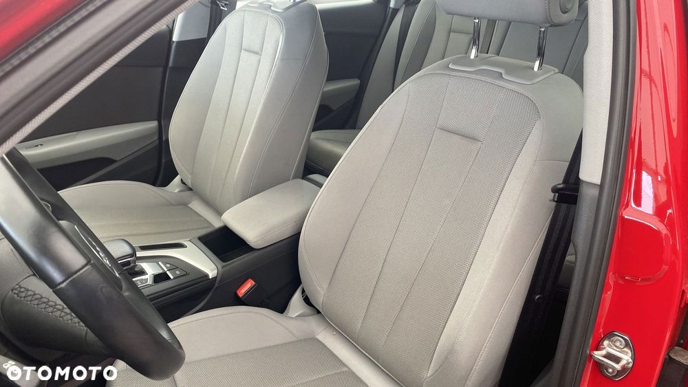 Audi A4 Limousine 30 TDI mHEV S tronic - 11