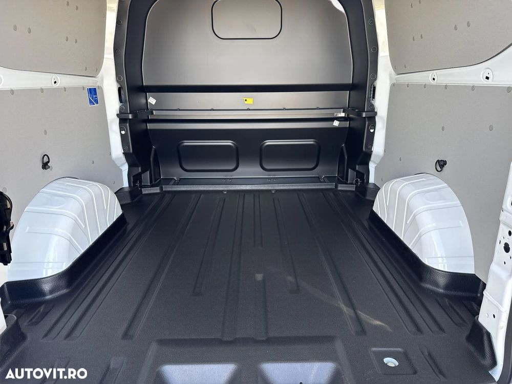 Ford Transit Custom DCIV 320L (L2H1) Trend 2.0L Panther 150 CP M6 FWD - 18