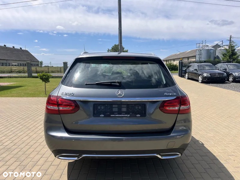 Mercedes-Benz Klasa C 200 T 4Matic 7G-TRONIC Avantgarde - 4