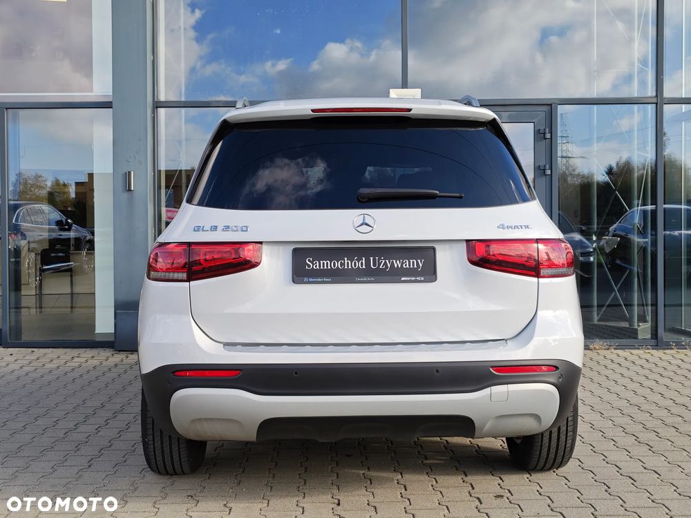 Mercedes-Benz GLB 200 4-Matic Style 8G-DCT - 4