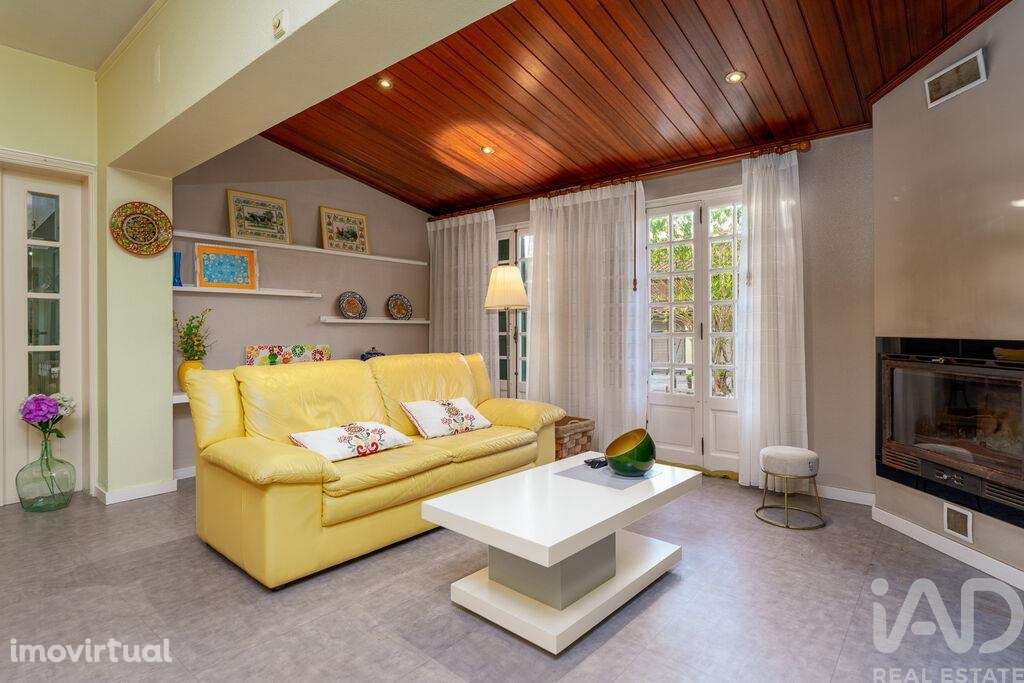 Casa / Villa T4 em Marinha Grande de 312,00 m2 - Grande imagem: 3/30
