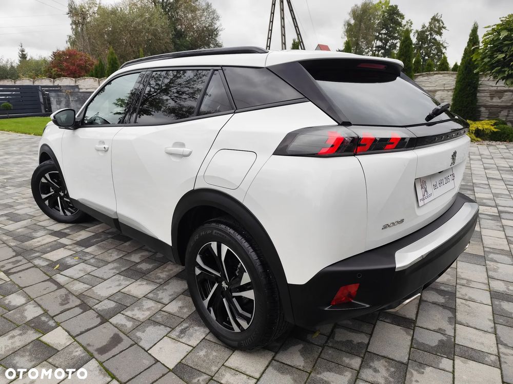 Peugeot 2008 1.2 PureTech Allure S&S EAT8 - 5