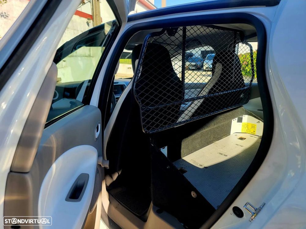 Renault Zoe (c/ Bateria) 41 kwh Life - 8