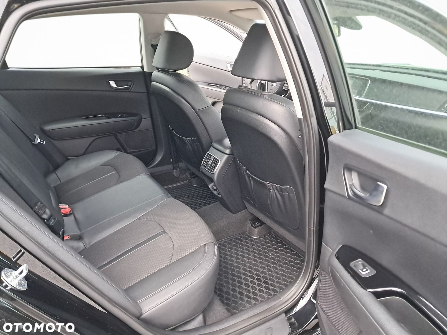 Kia Optima 1.6 T-GDI L DCT - 26