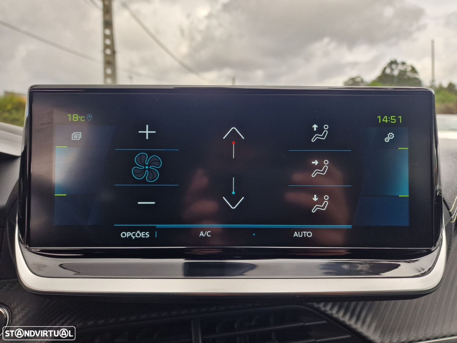 Peugeot e-208 50 kWh GT - 34