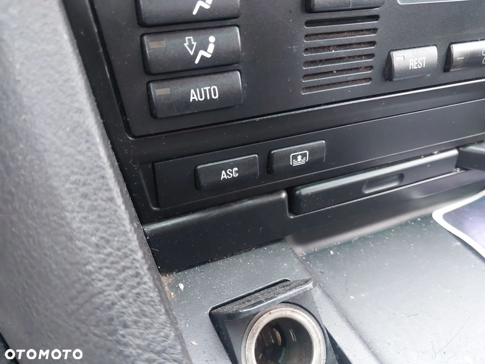 Roleta elektryczna tył szyby tylnej BMW E39 LIFT półka rozsuwana GWARANCJA KOMPLETNA FILMIK włącznik kostka - 4