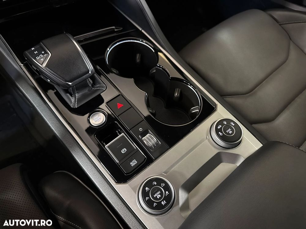 Volkswagen Touareg V6 TDI 4MOTION R-Line - 18