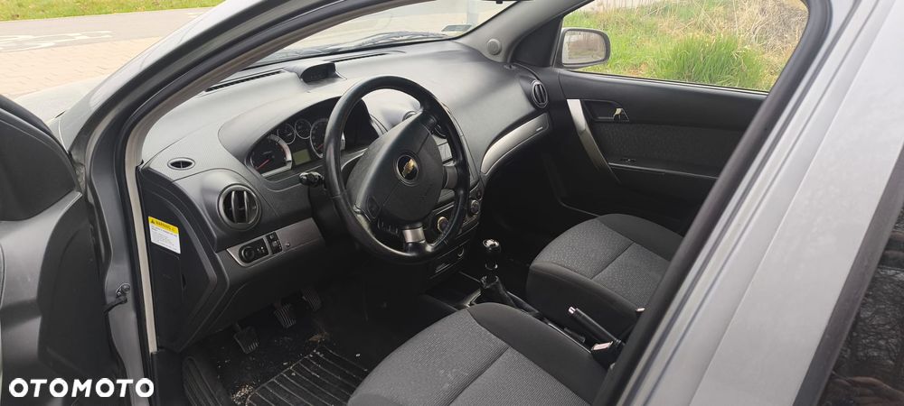 Chevrolet Aveo 1.4 16V LT - 6