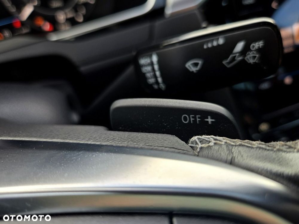 Volkswagen Arteon 2.0 TSI 4Motion R-Line DSG - 20