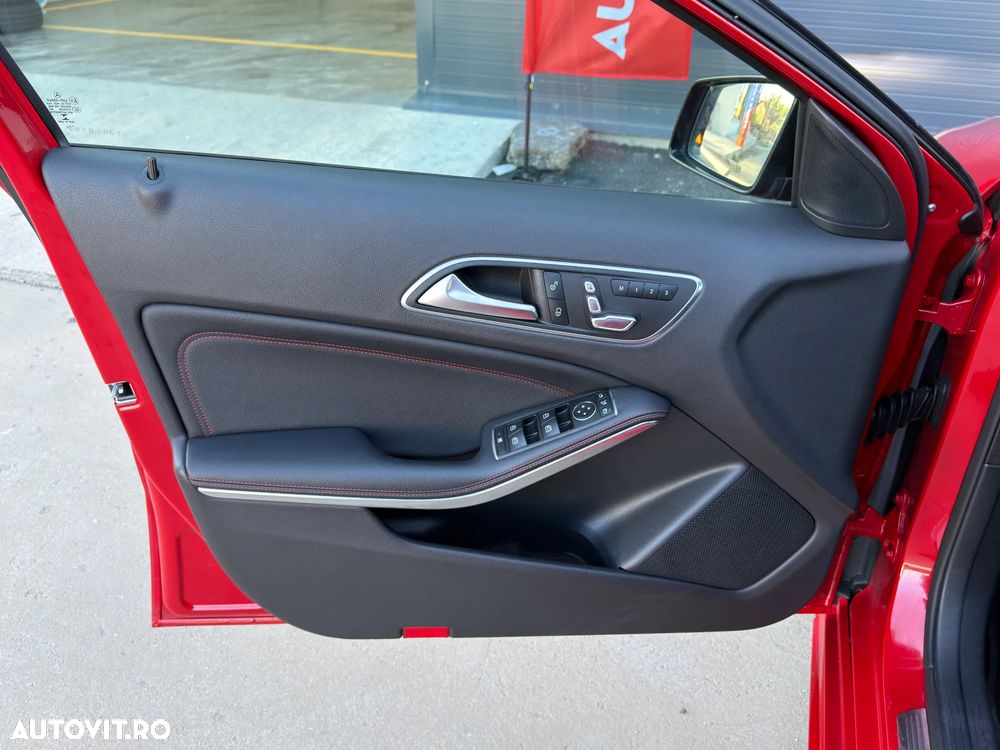 Mercedes-Benz A 220 d 7G-DCT AMG Line - 38