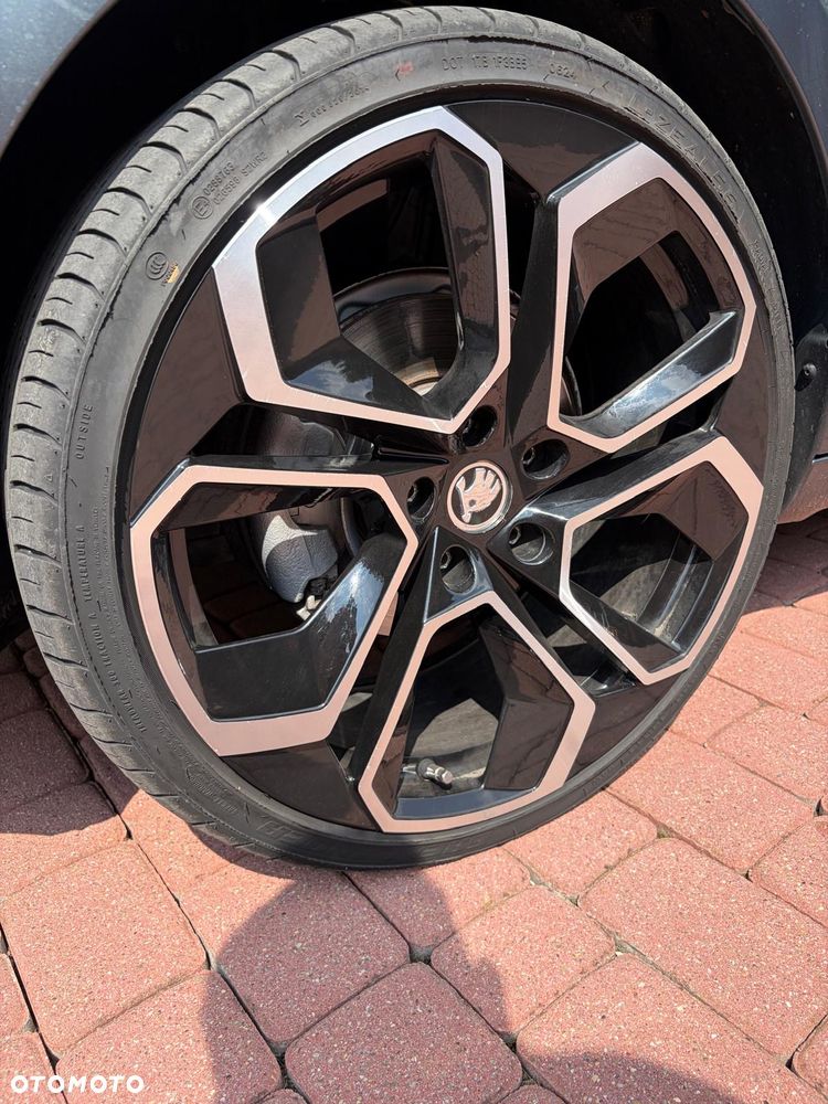 Skoda Octavia 2.0 TDI DSG Edition - 11