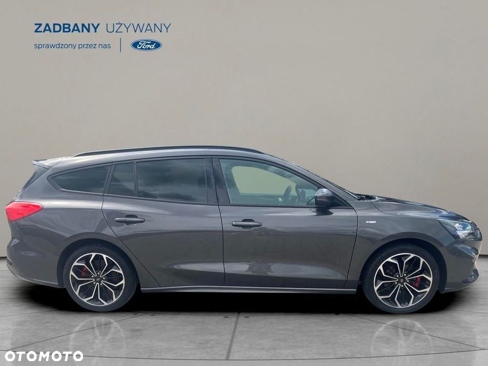 Ford Focus 1.0 EcoBoost Hybrid ST-LINE - 9