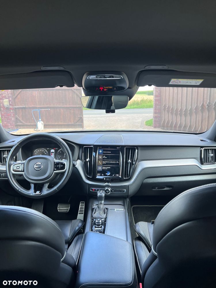 Volvo XC 60 D4 R-Design - 2