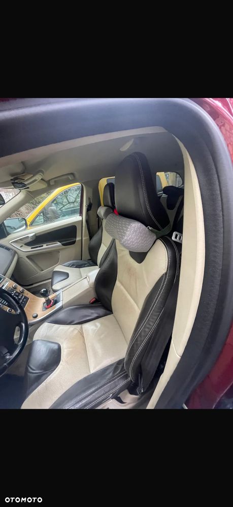 Volvo XC 60 2.4D AWD Momentum - 2