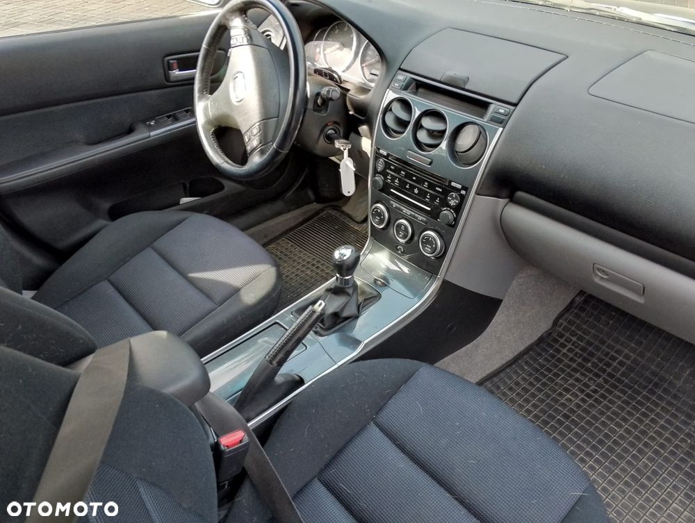 Mazda 6 GG1/GY1 FL (05-07r.) 2.0 D 141KM. Silnik Skrzynia.Cały na części. GWARANCJA !!! Przód Tył Zestaw Komplet Drzwi Klapa Zderzak Błotnik Maska Grill Atrapa Szyba Pas Lampa Lusterko Boczki Fotel Kanapa Kokpit Deska Rozdzielcza Przełącznik Włącznik Sterownik Przewody Wiązka Instalacja Moduł Komputer Czujnik Listwa Pompa Alternator Wtryski Głowica Rozrusznik Kompresor Sprzęgło Dwumas Silnik Skrzynia ABS Klimatyzacji Paliwa Wspomagania Kolektor Turbina Przepustnica Zawór Chłodnica Koło Hak Belka Sanki Zawieszenie Mcpherson Półoś Amortyzator Wydech Tłumik Zacisk Most - 9