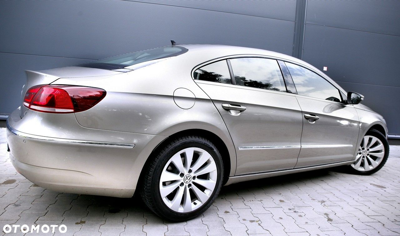 Volkswagen Passat CC - 26