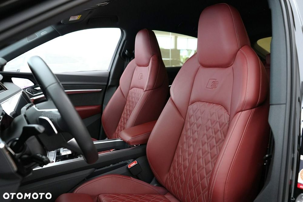 Audi e-tron Sportback - 17