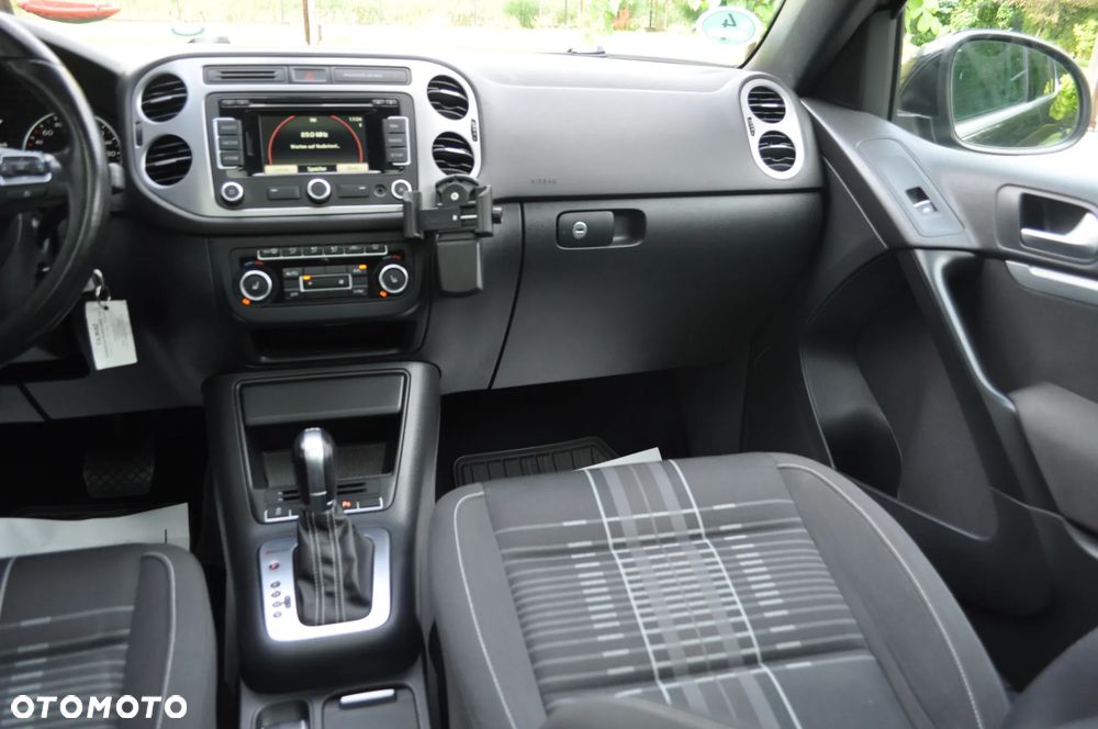 Volkswagen Tiguan 2.0 TDI DPF 4Motion DSG Lounge Sport & Style - 28
