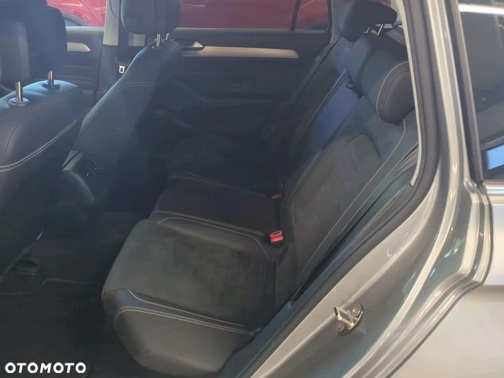 Volkswagen Passat 2.0 TSI OPF DSG Elegance - 12