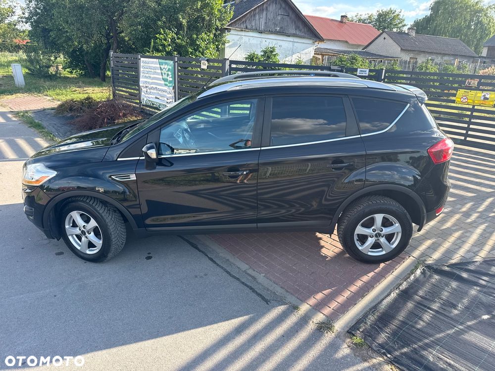 Ford Kuga 2.5 4x4 Titanium - 8