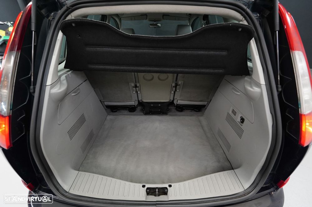 Ford Focus C-Max 1.6 TDCi Trend - 19