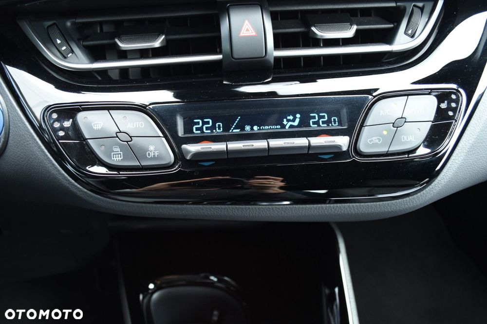 Toyota C-HR 1.8 Hybrid GPF Executive - 18