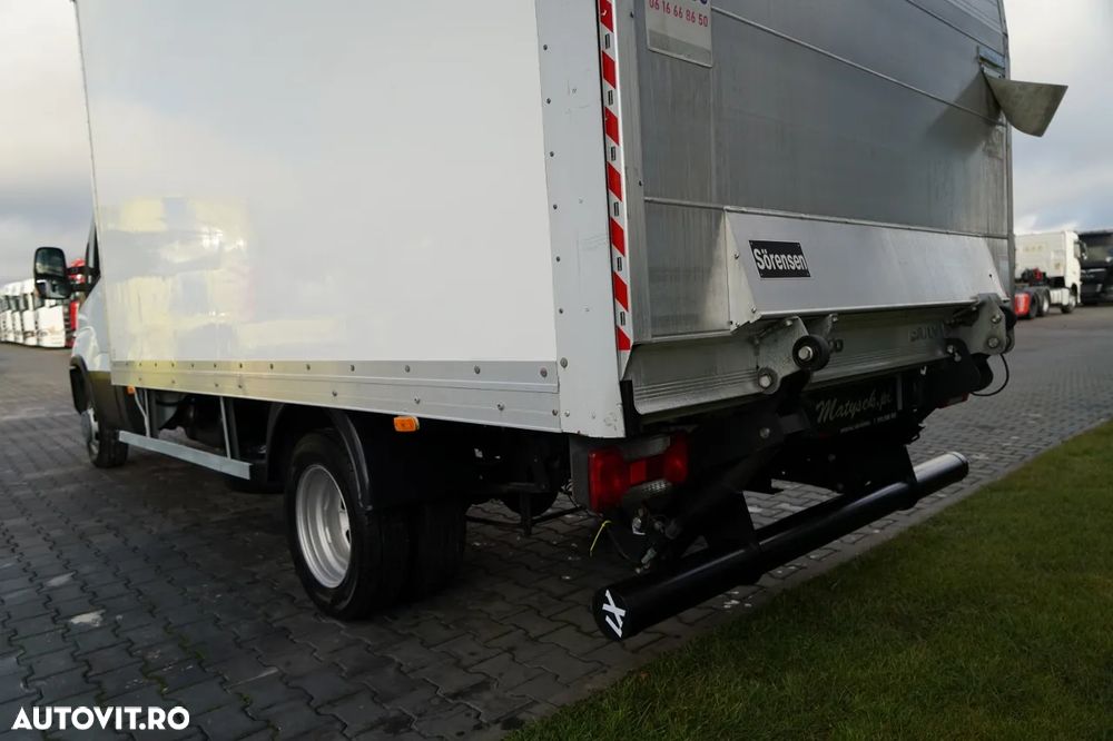 Iveco DAILY 35-160 / 4.2 M CONTAINER / LIFT / TWIN GVWR: 3500 KG / 2022 - 11