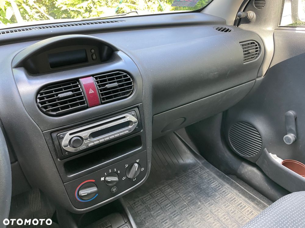Opel Corsa 1.0 12V Base / Start - 8