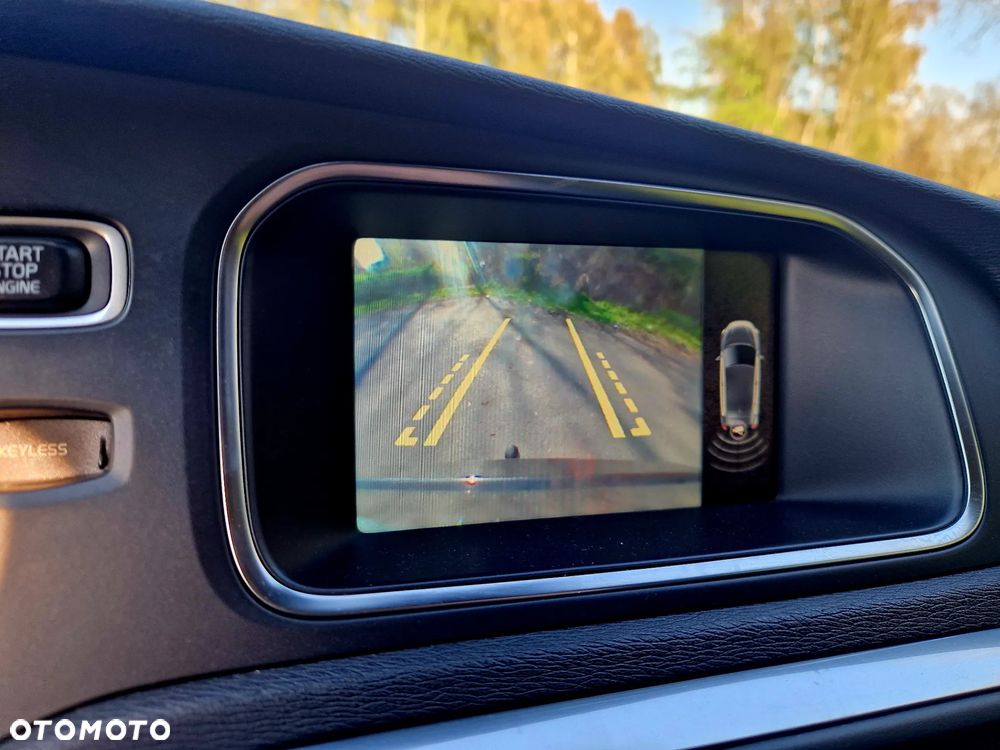 Volvo V40 D2 Momentum - 11