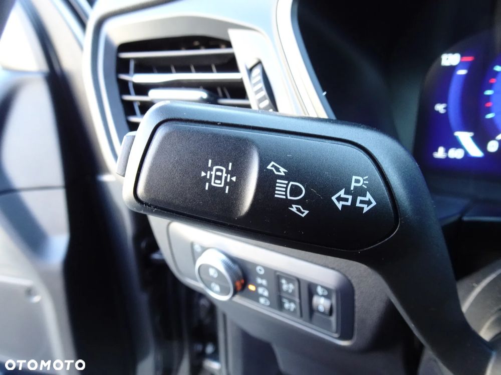 Ford Kuga 1.5 EcoBoost FWD Titanium - 36