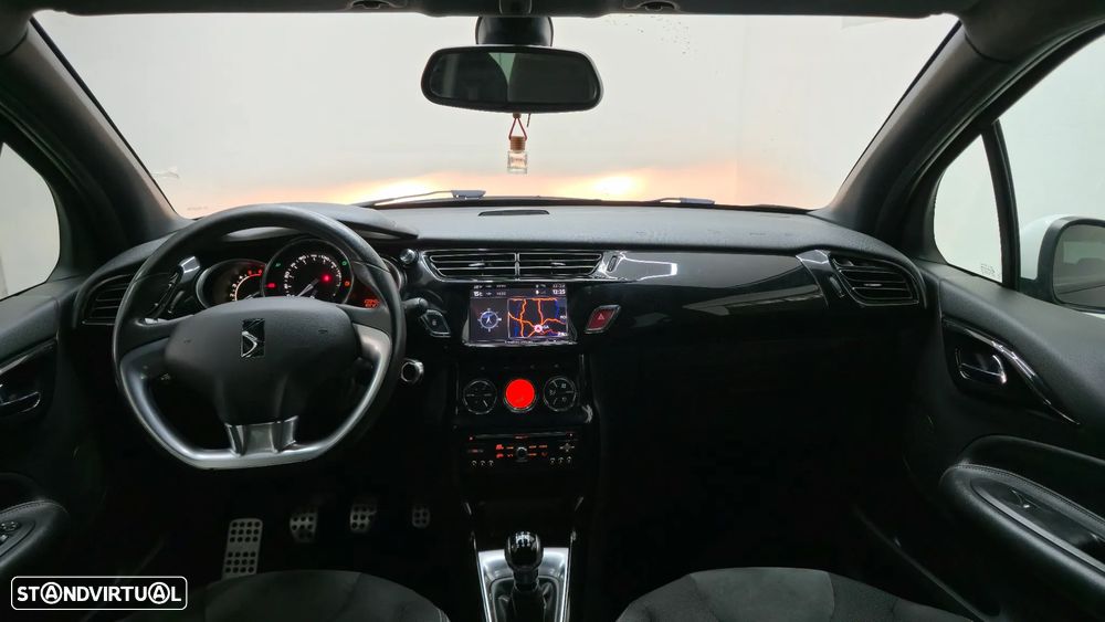 Citroën DS3 1.6 e-HDi So Chic - 9