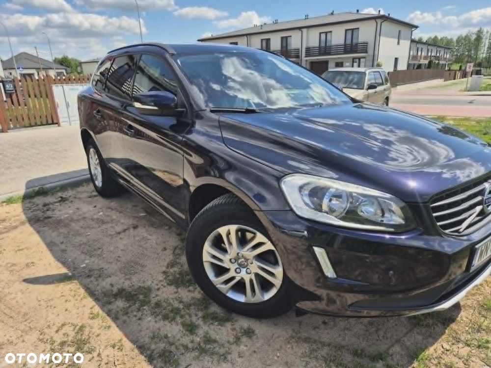 Volvo XC 60 D3 Drive-E Momentum - 1