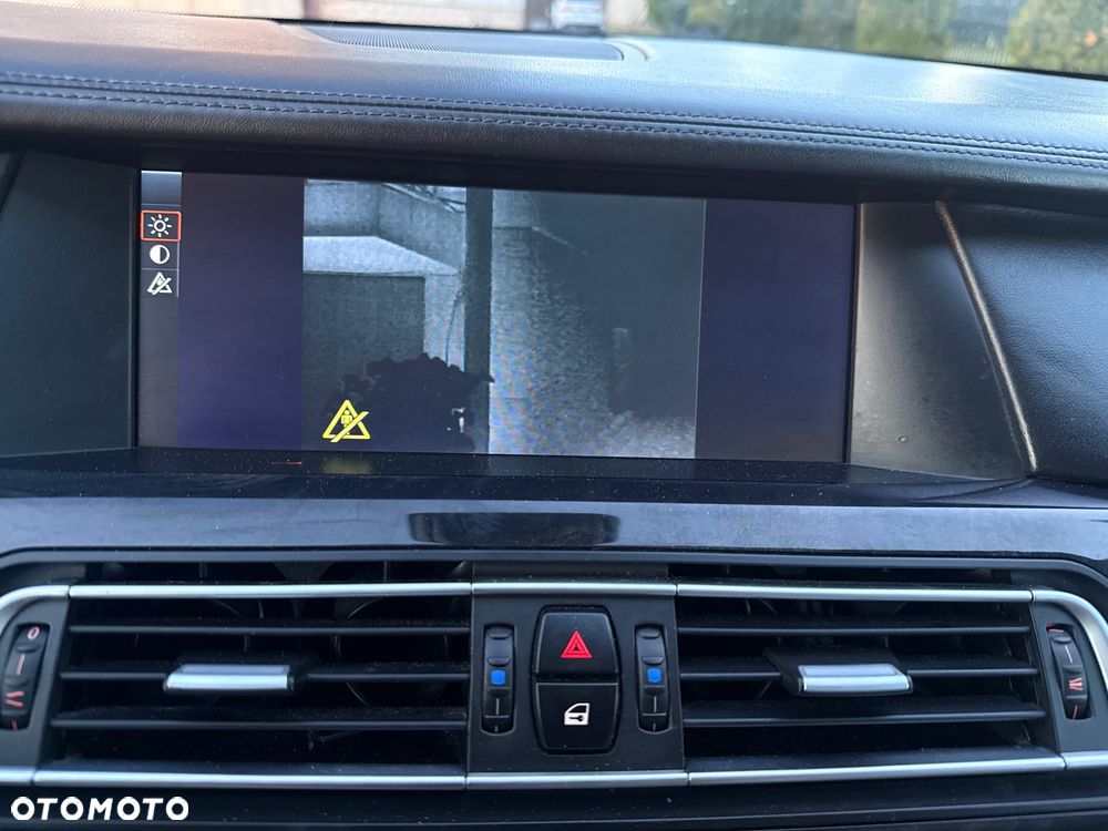 BMW Seria 7 730d - 37