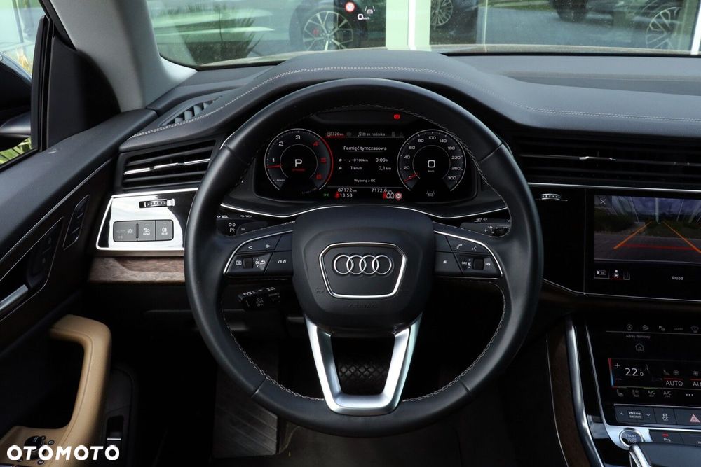 Audi Q8 - 17