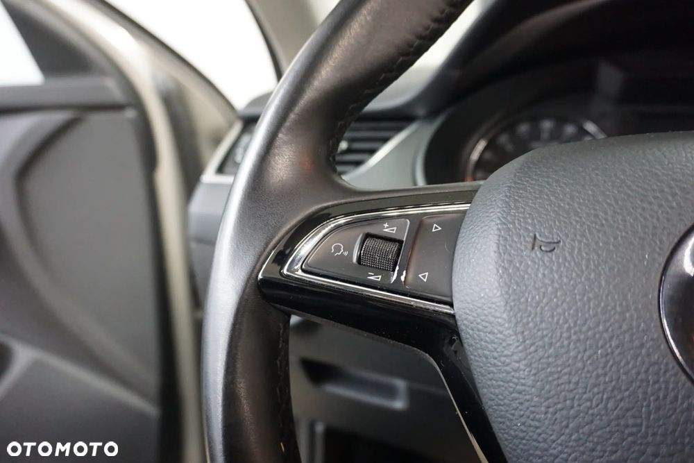 Skoda Octavia 1.6 TDI (Green tec) DSG Ambition - 20